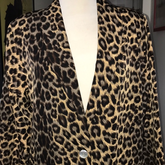 Vintage 1980’s Shoulder Padded Leopard Blazer 😘 - Picture 4 of 7